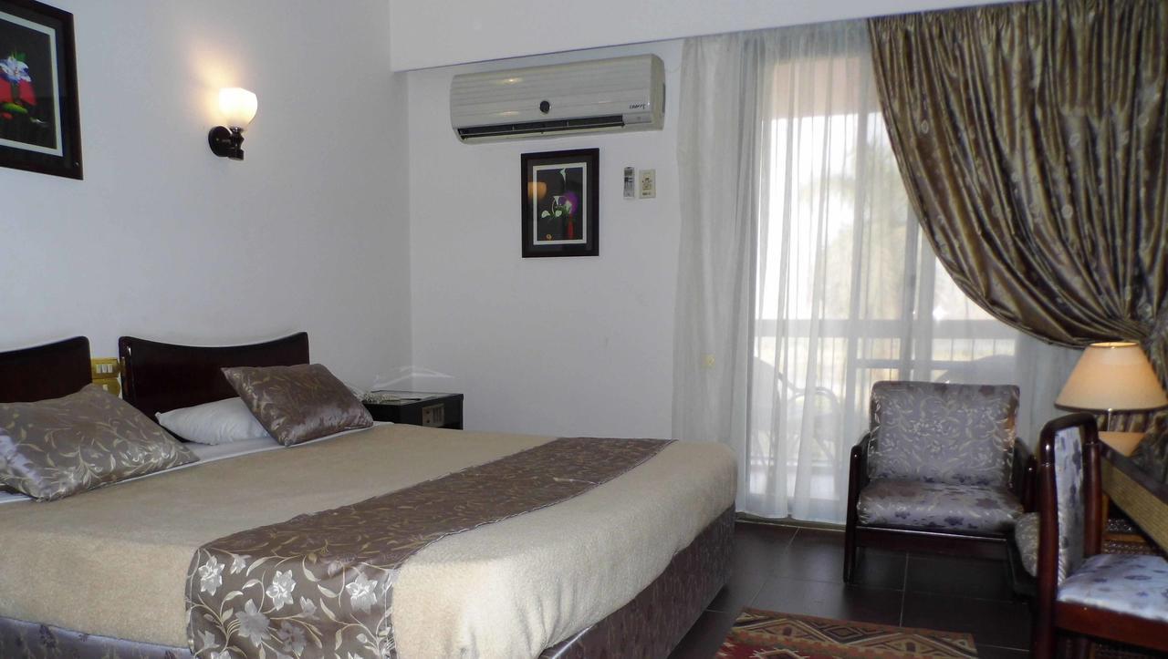 Mg Nefertiti Hotel Al Minya Eksteriør billede