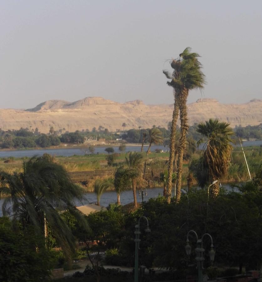 Mg Nefertiti Hotel Al Minya Eksteriør billede