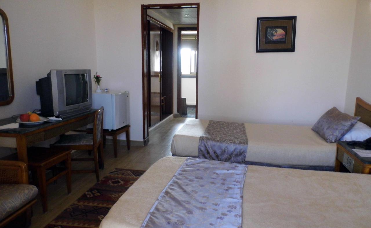 Mg Nefertiti Hotel Al Minya Eksteriør billede