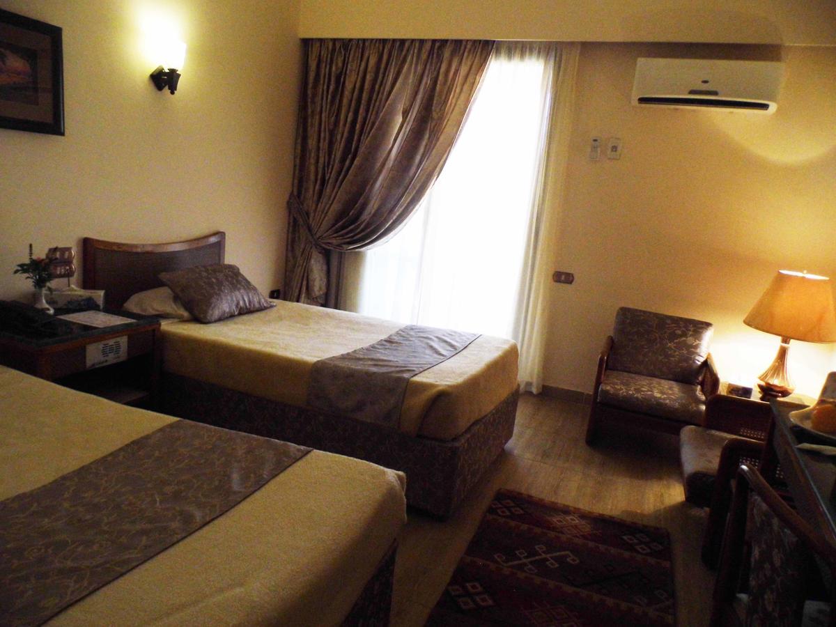 Mg Nefertiti Hotel Al Minya Eksteriør billede