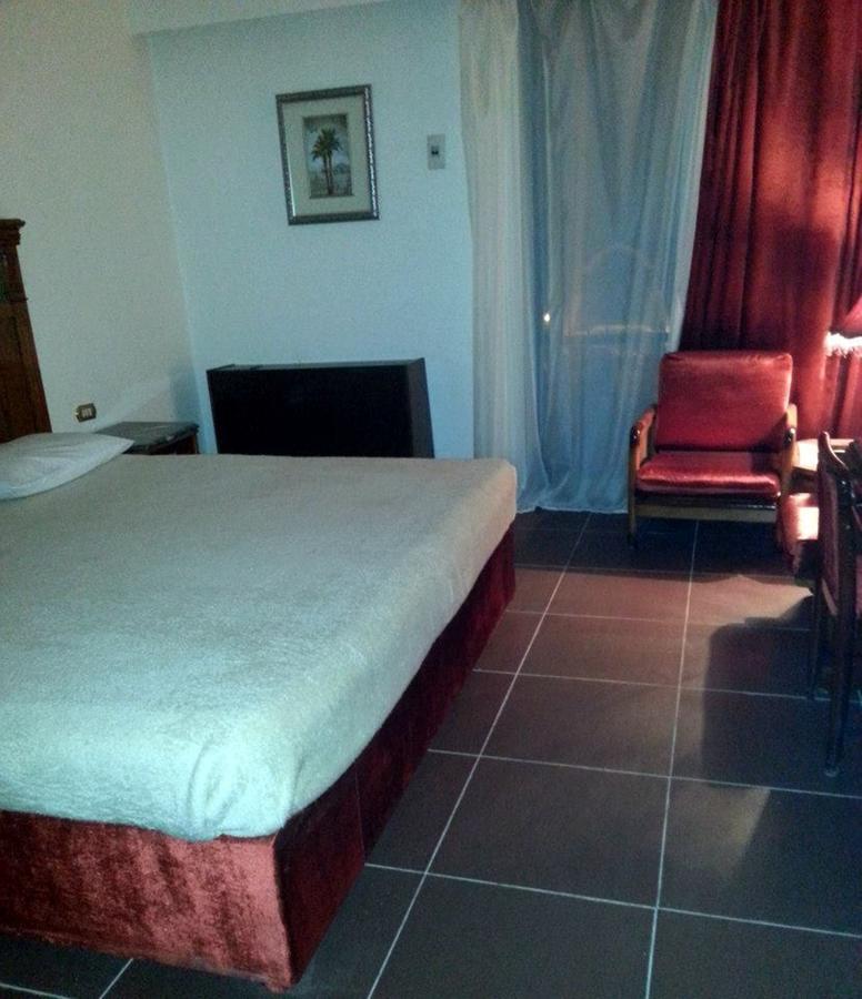 Mg Nefertiti Hotel Al Minya Værelse billede