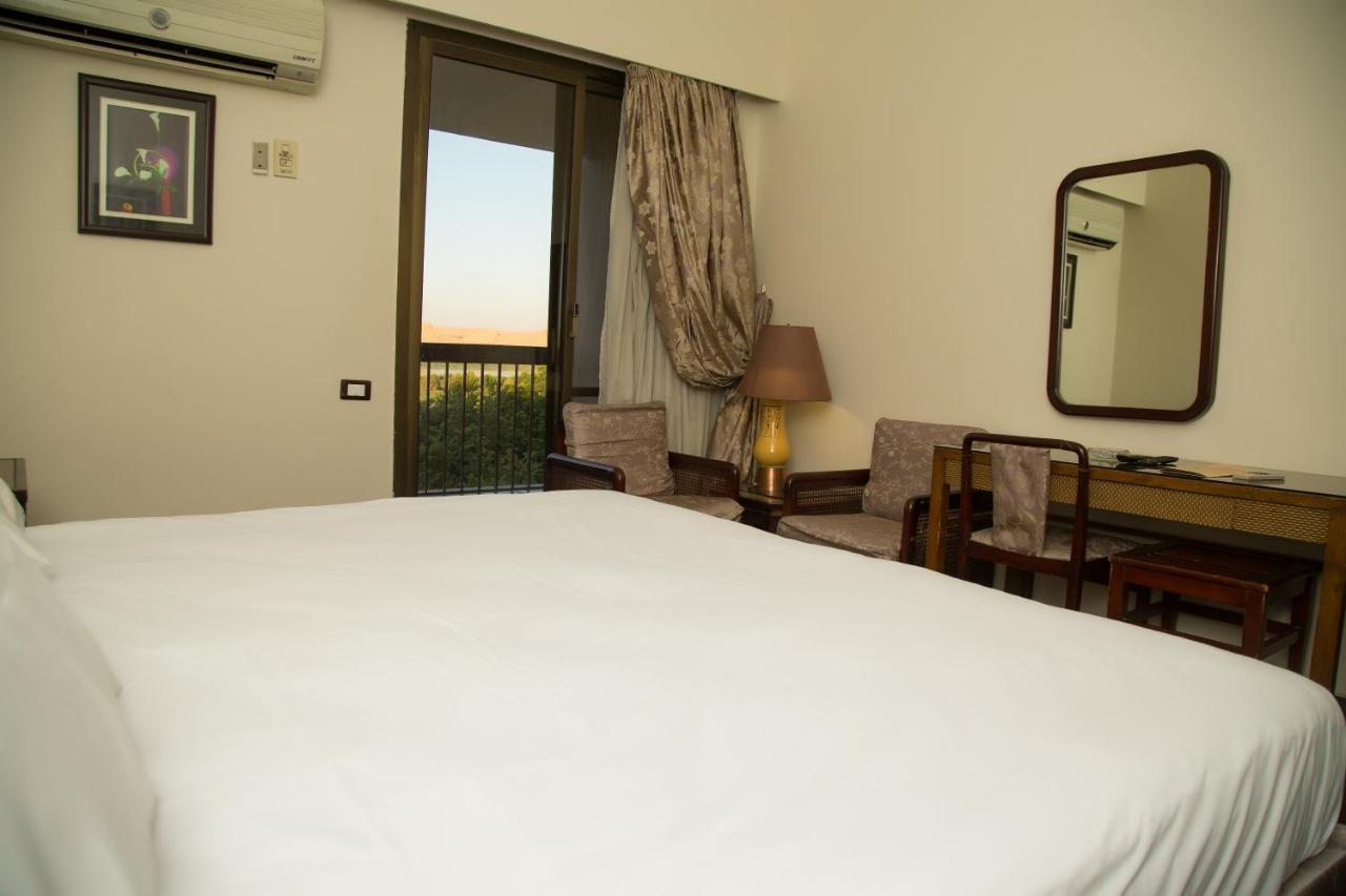 Mg Nefertiti Hotel Al Minya Eksteriør billede